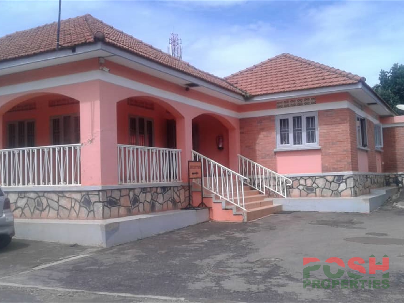 Bungalow for sale in Naguru Kampala