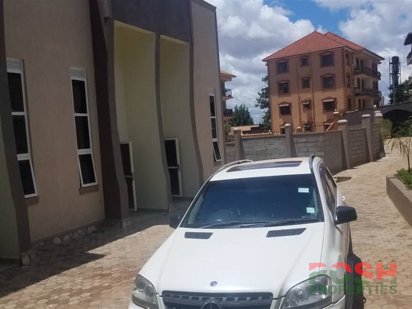 Town House for sale in Bbunga Wakiso