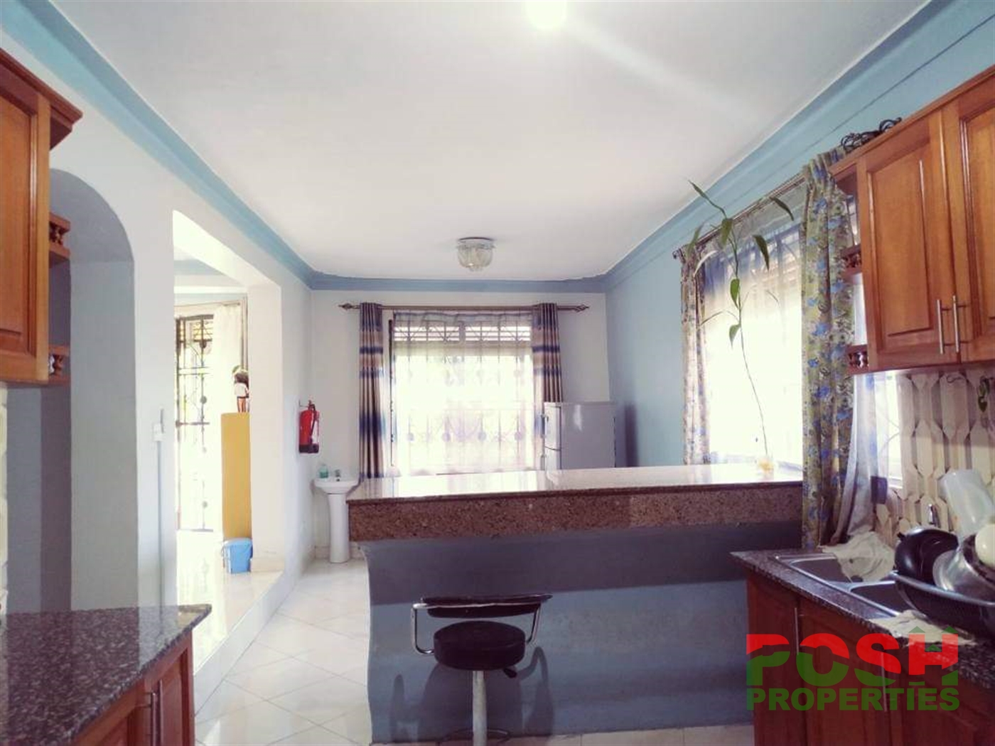 Mansion for sale in Kiteezi Wakiso