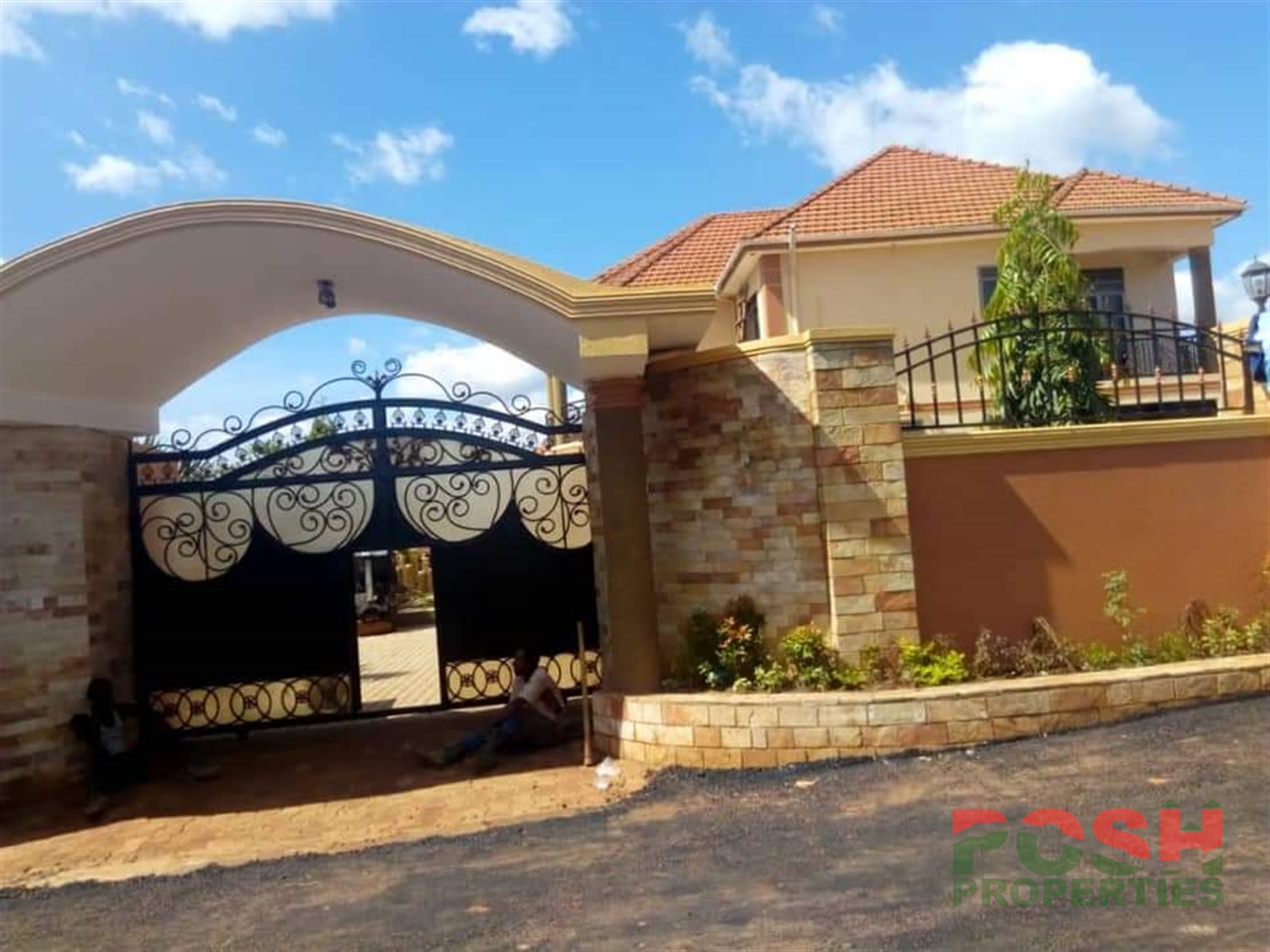 Mansion for sale in Kajjansi Wakiso