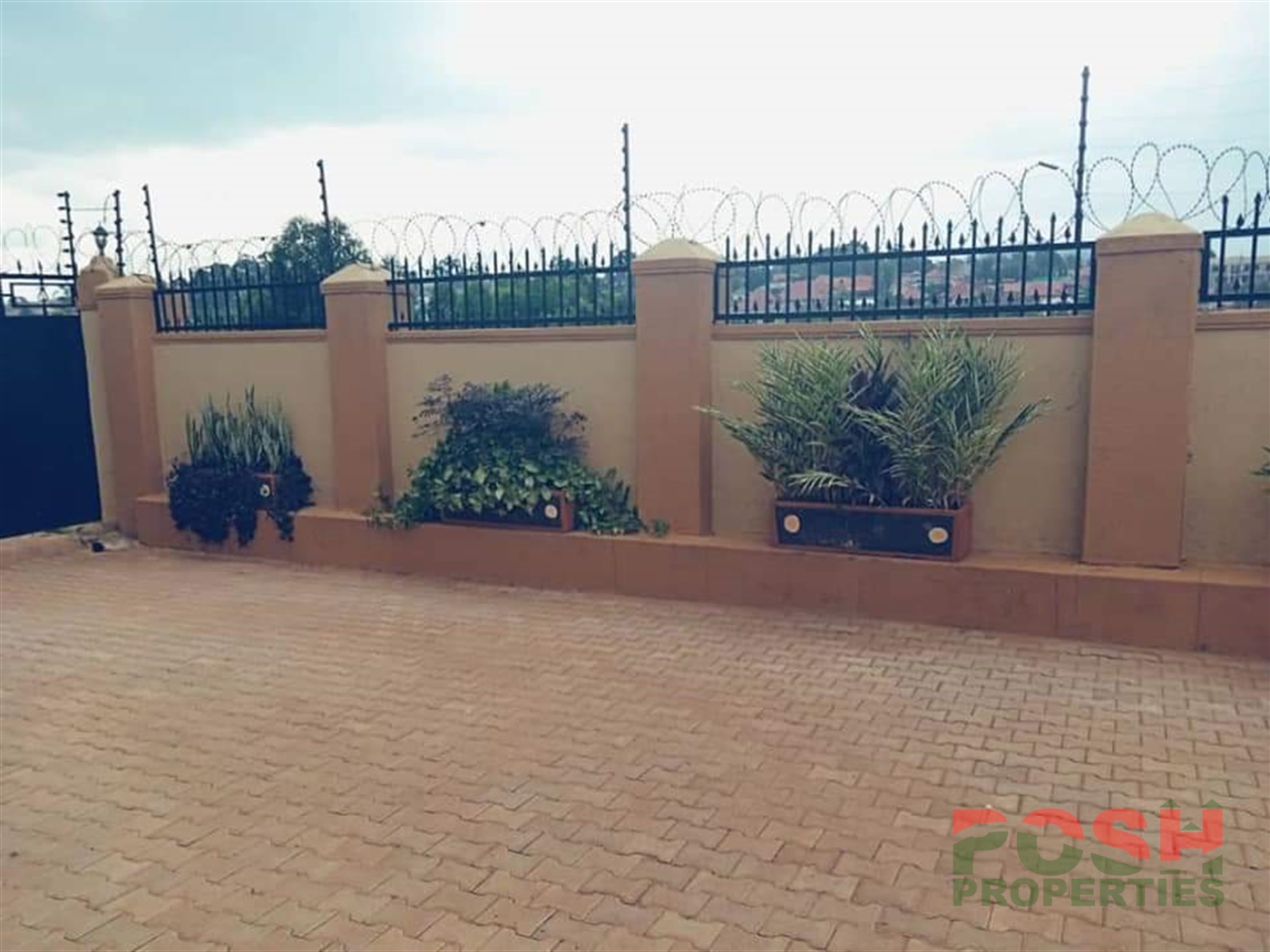 Bungalow for sale in Namugongo Wakiso