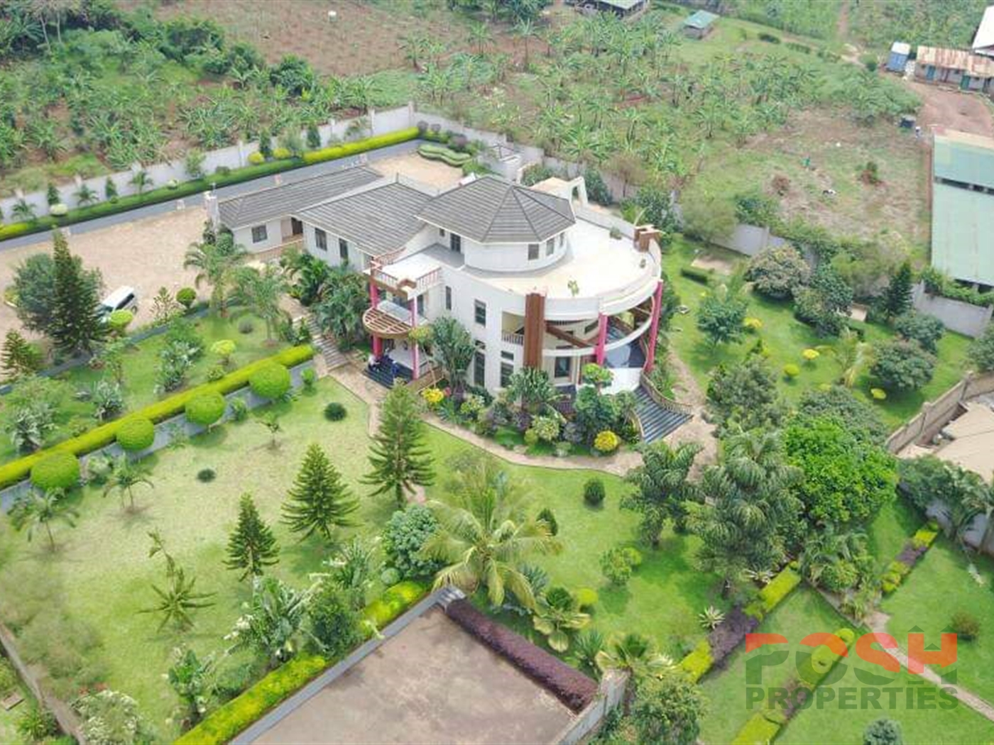 Mansion for sale in Lubowa Wakiso