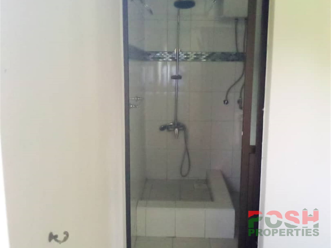 Apartment for sale in Bugoloobi Kampala