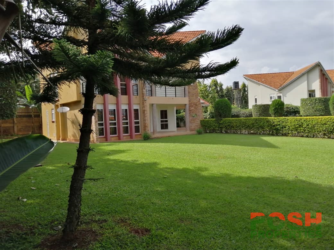 Mansion for rent in Lubowa Wakiso