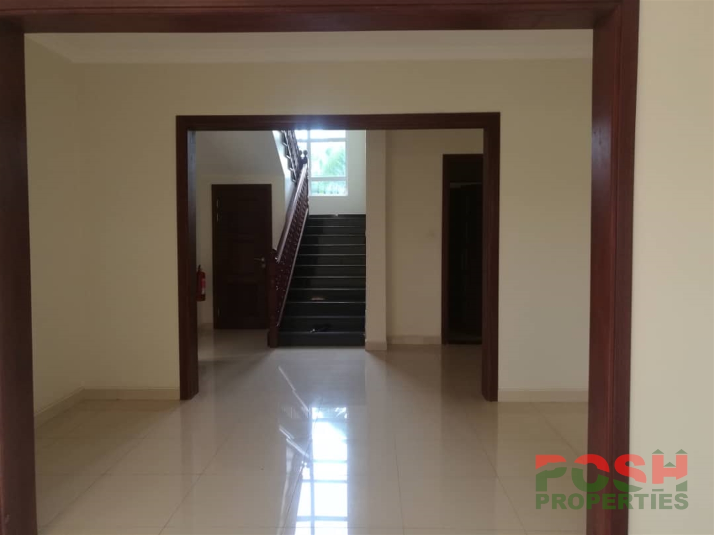 Mansion for rent in Munyonyo Kampala