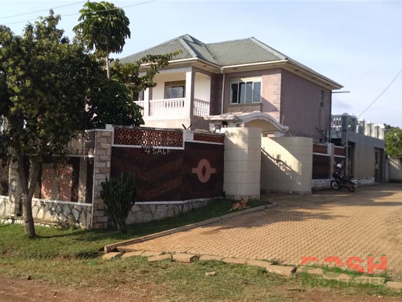 Mansion for sale in Garuga Wakiso