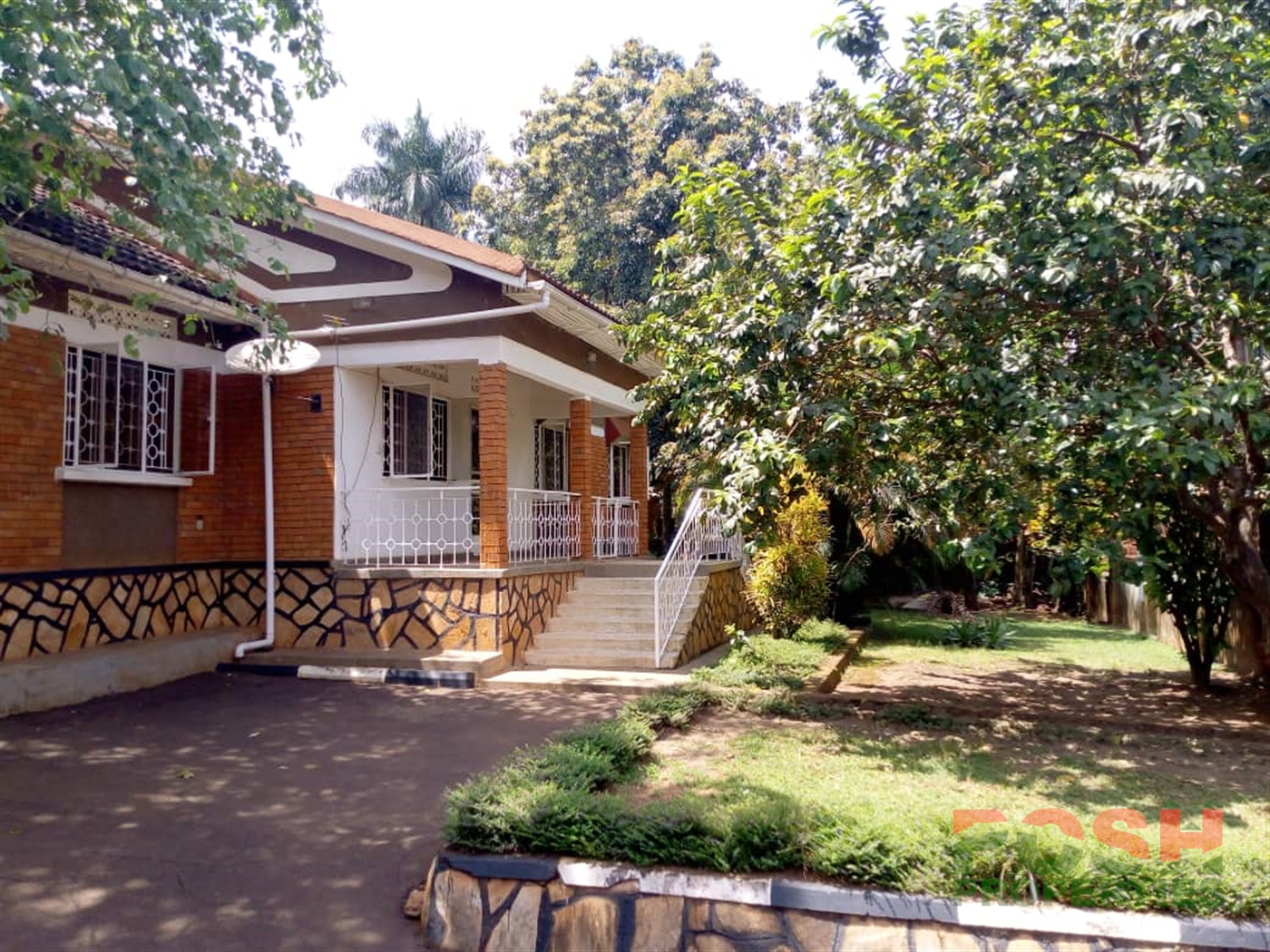 Bungalow for rent in Naguru Kampala