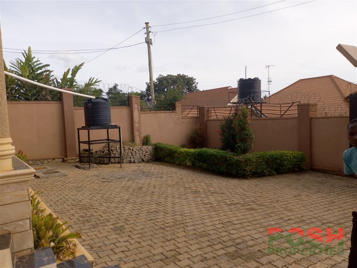 Bungalow for sale in Seguku Wakiso