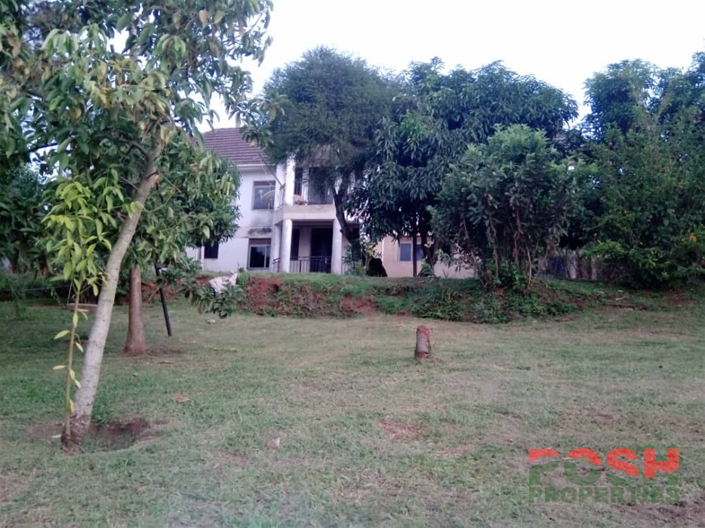 Mansion for sale in Bwebajja Wakiso