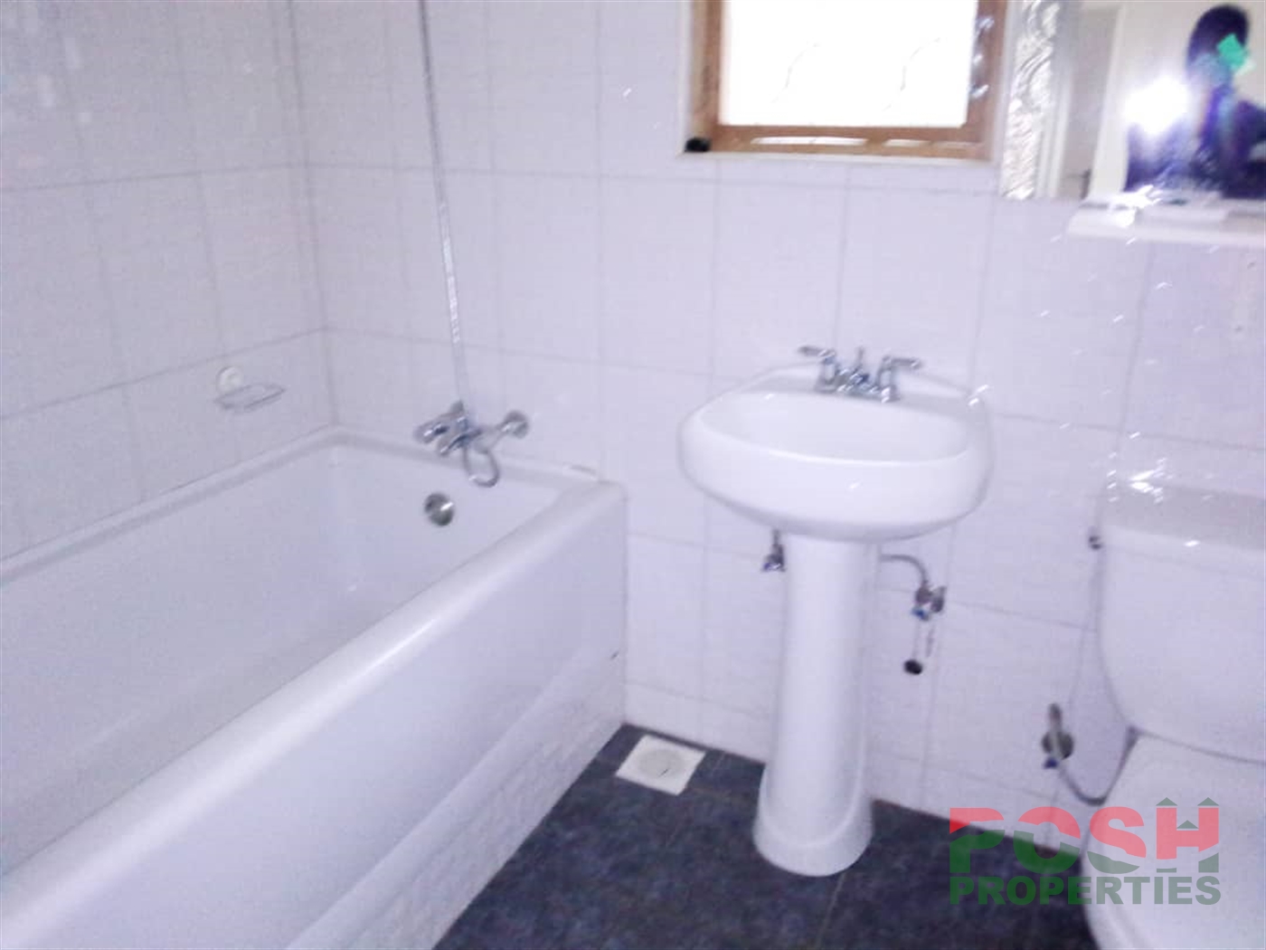 Bathroom (Toilet)