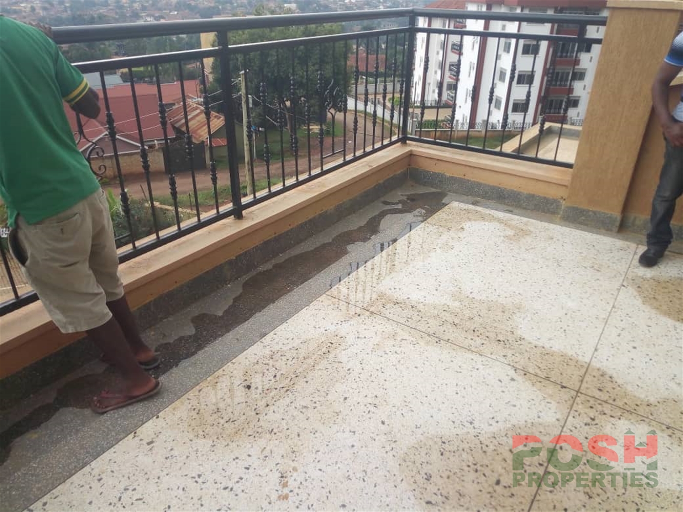 Town House for rent in Mbuya Kampala