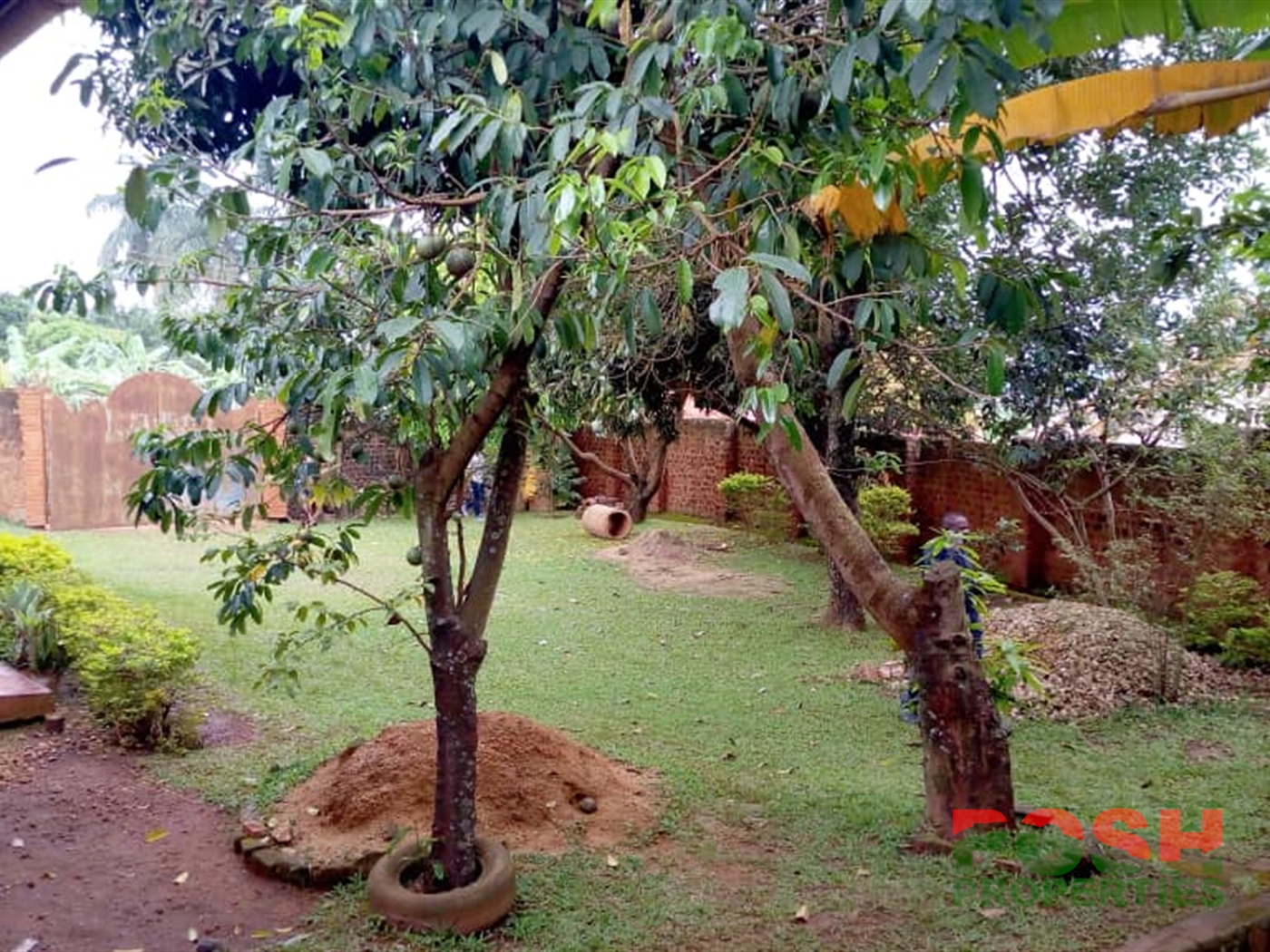 Bungalow for sale in Seguku Wakiso