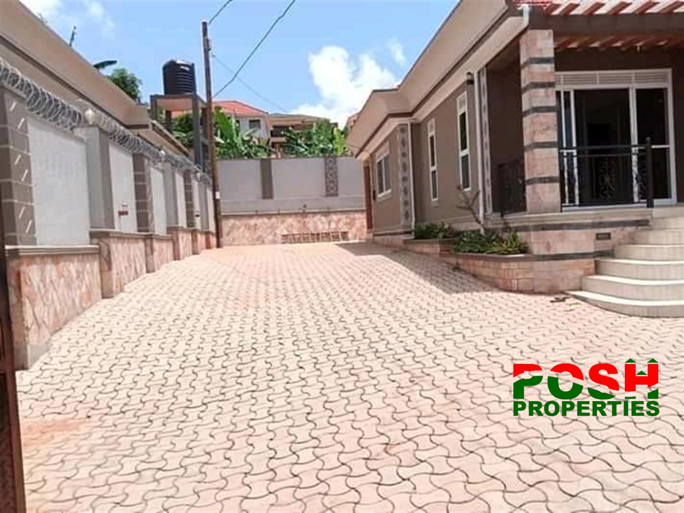 Bungalow for sale in Bwebajja Wakiso