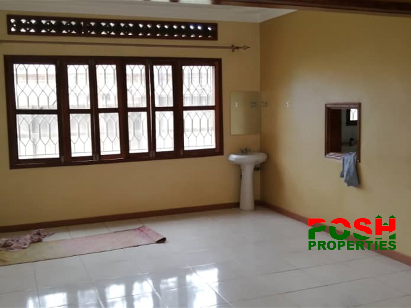 Bungalow for rent in Kansanga Kampala