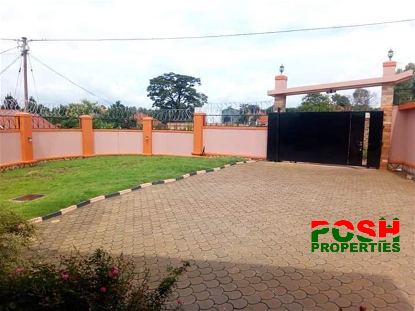 Bungalow for sale in Kira Wakiso