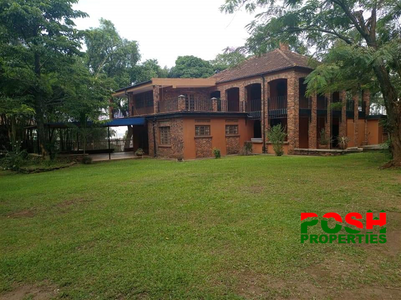 Mansion for rent in Muyenga Wakiso