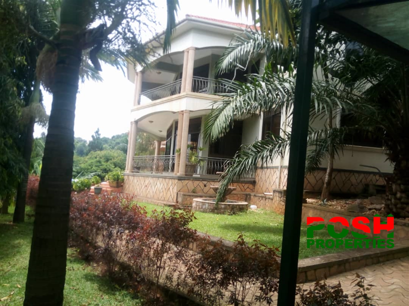 Mansion for sale in Makindye Wakiso