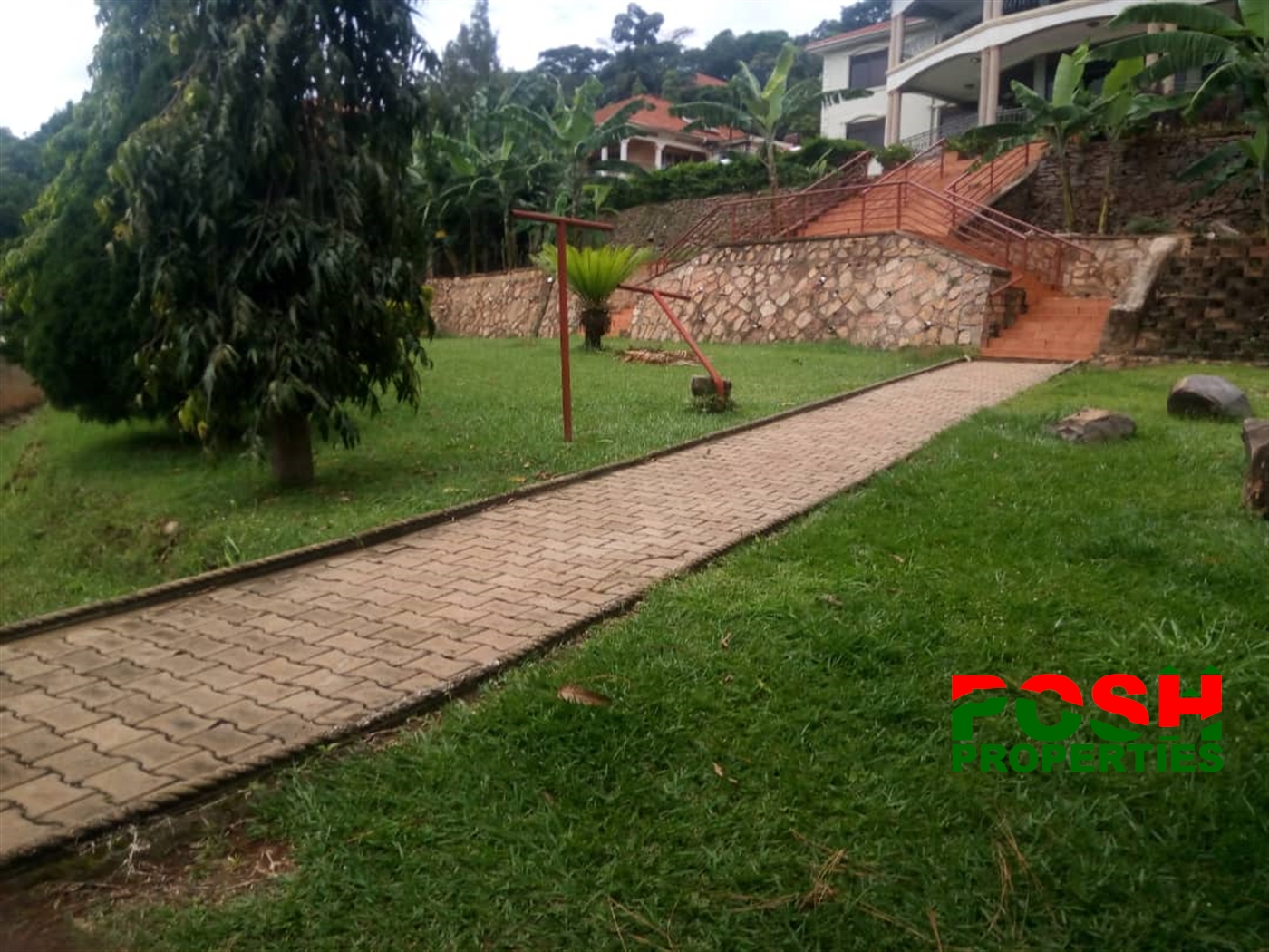 Mansion for sale in Makindye Wakiso