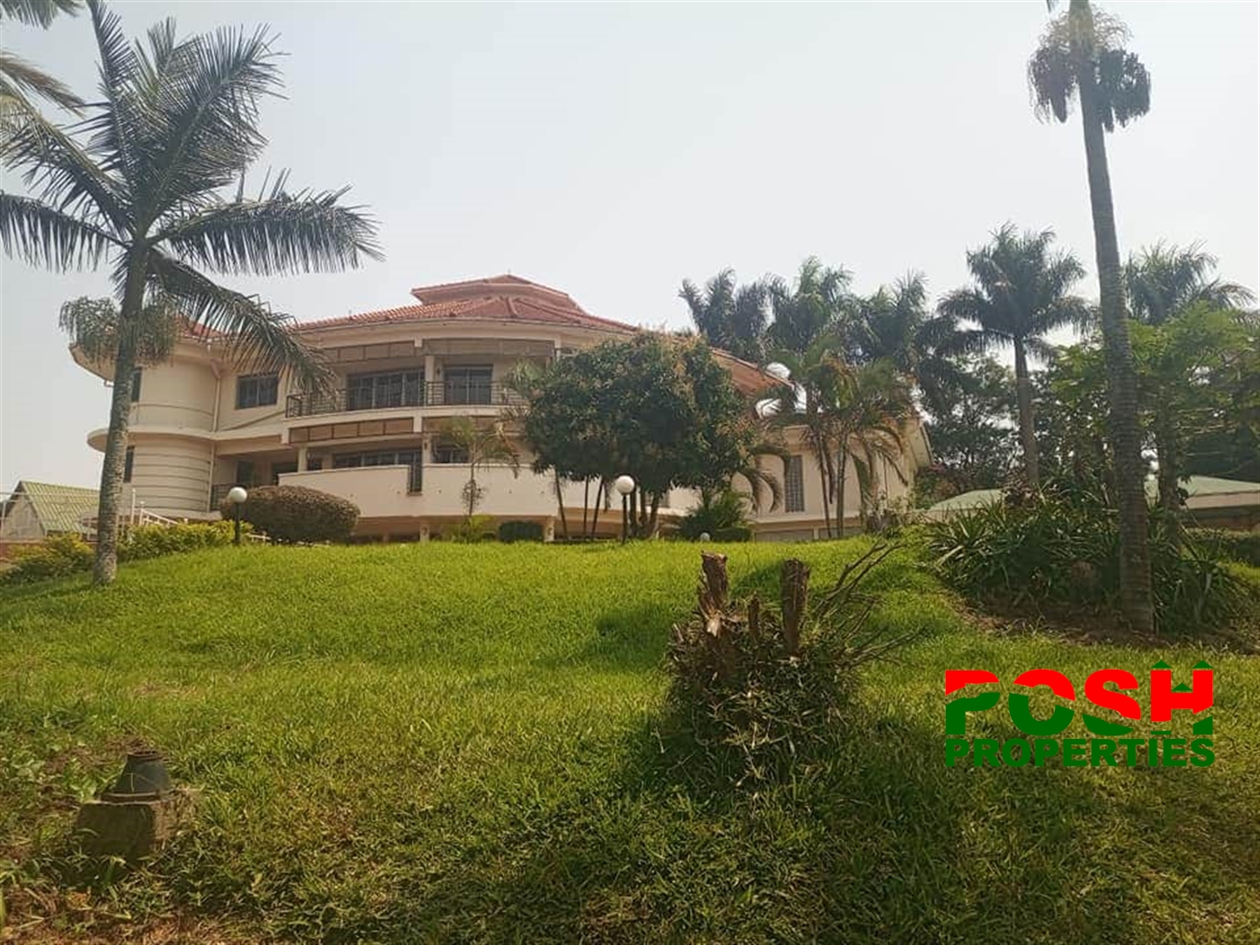 Storeyed house for rent in Mutungo Kampala