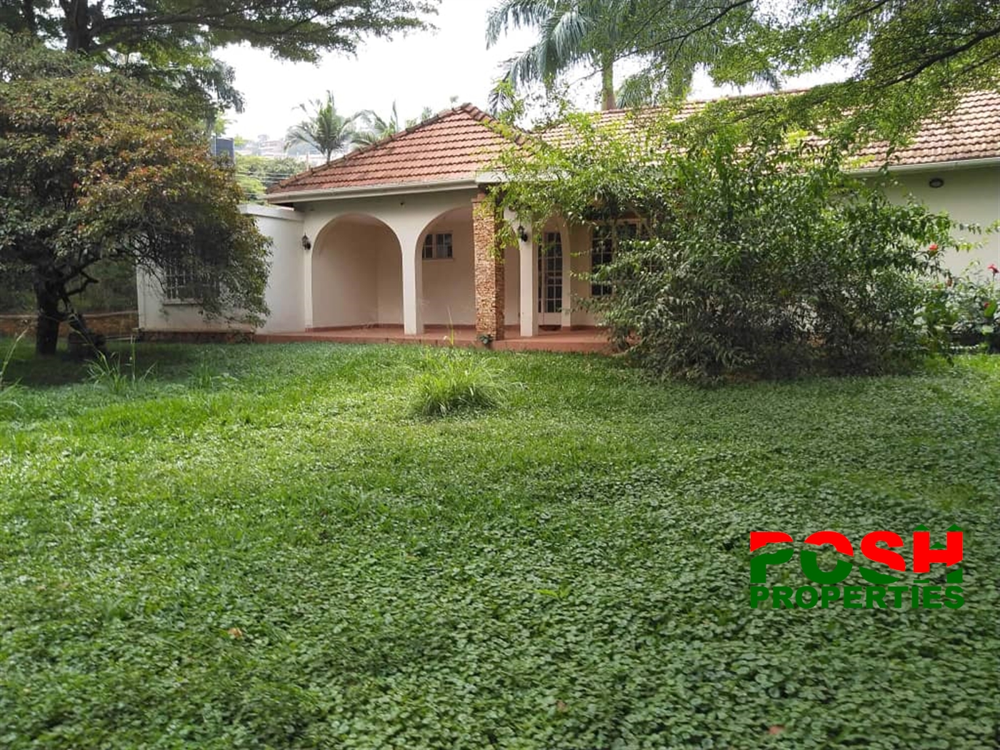 Bungalow for rent in Kololo Kampala