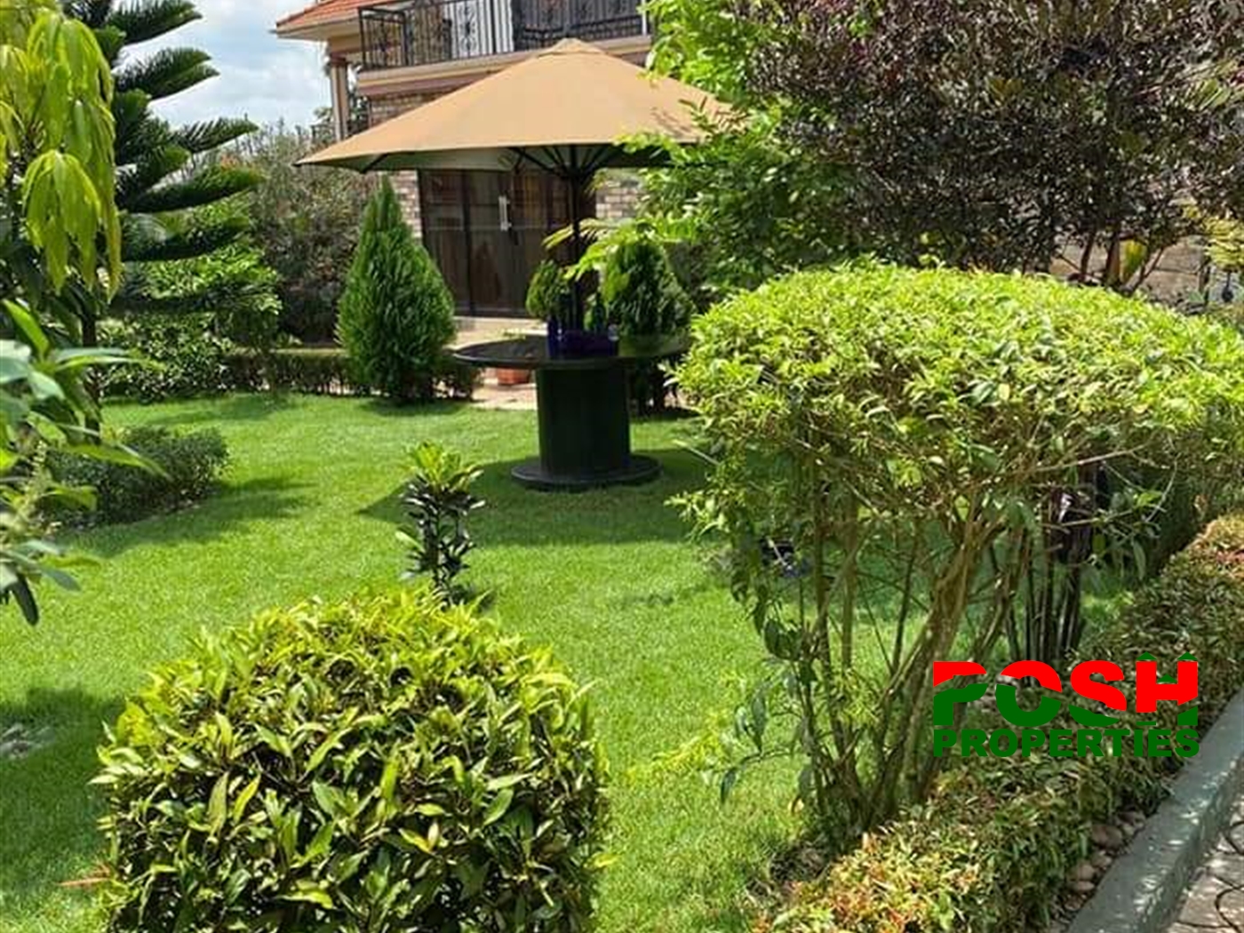 Mansion for sale in Gayaza Kampala