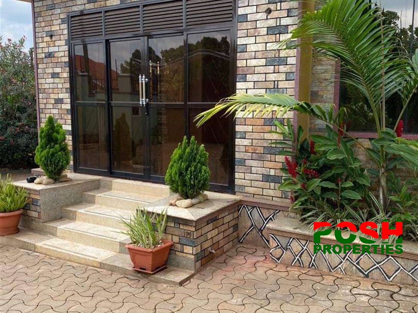 Storeyed house for sale in Wakisotowncenter Wakiso