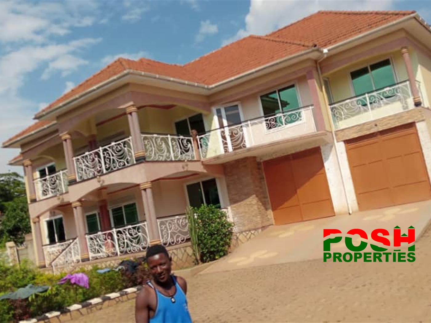 Storeyed house for sale in Kitende Wakiso