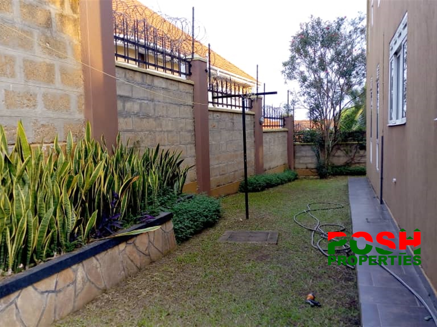 Storeyed house for rent in Muyenga Kampala