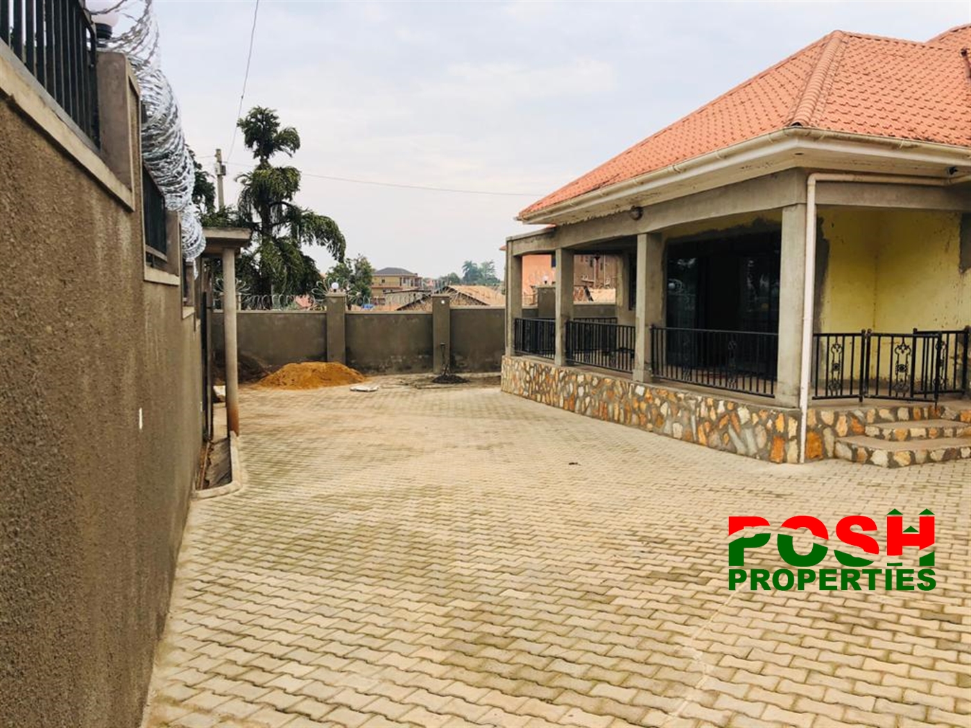 Bungalow for rent in Mutundwe Wakiso