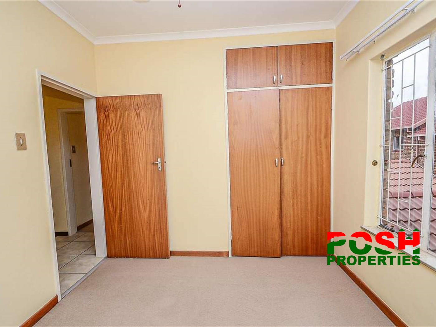 Town House for sale in Southafrica International