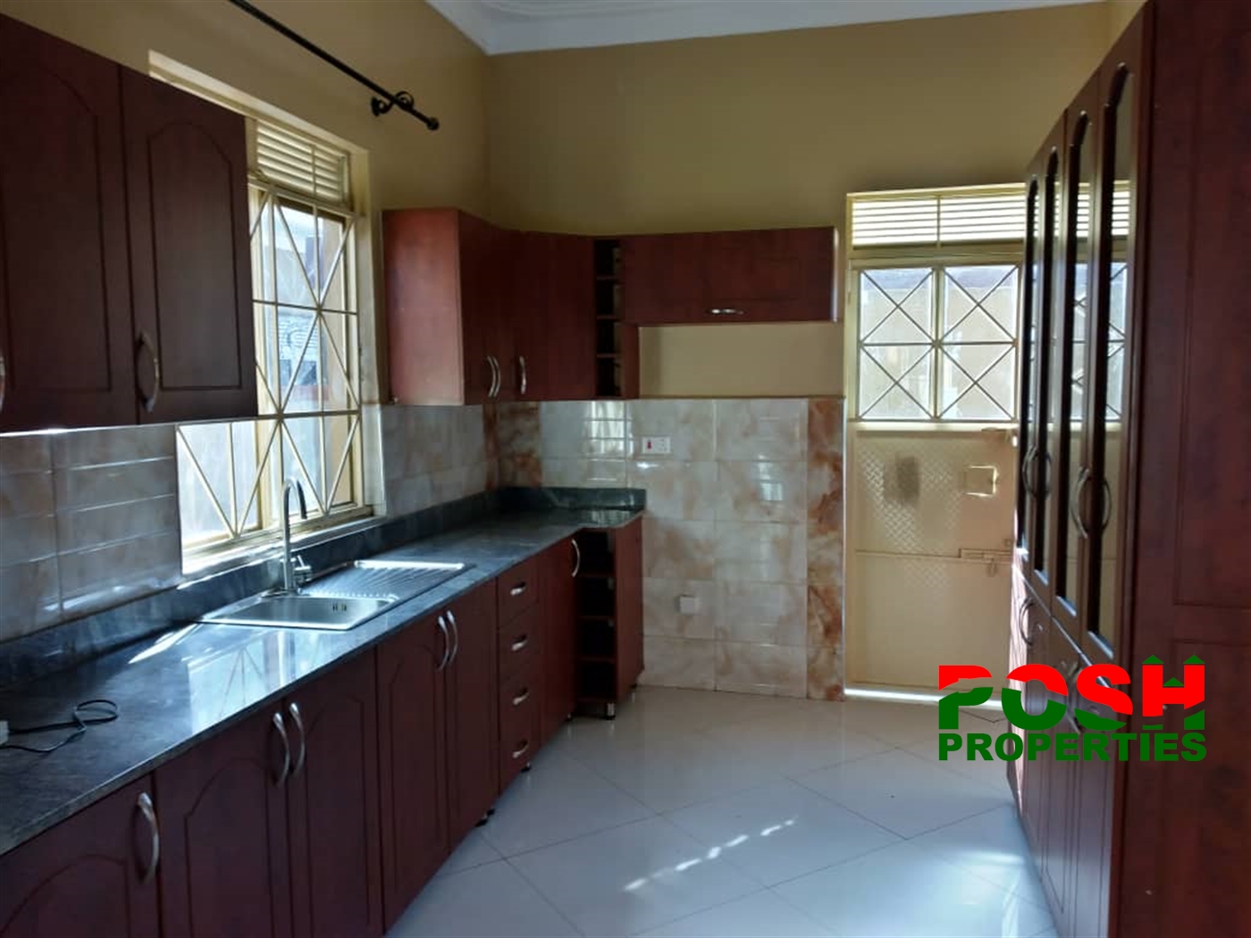 Storeyed house for sale in Namugongo Wakiso