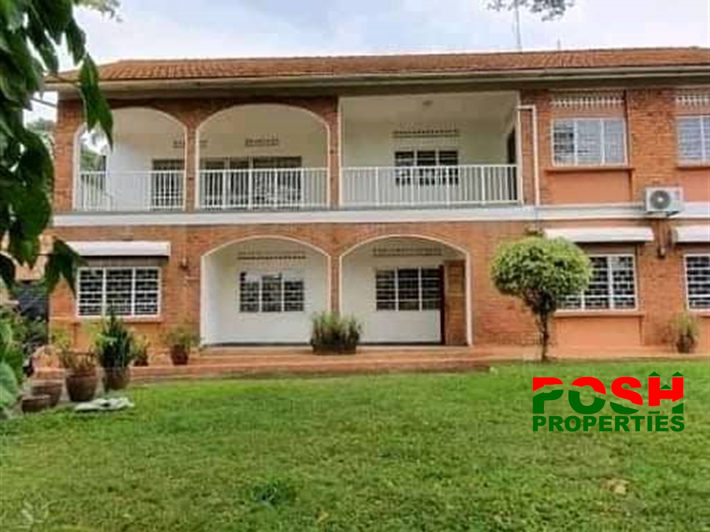 Storeyed house for rent in Kololo Kampala