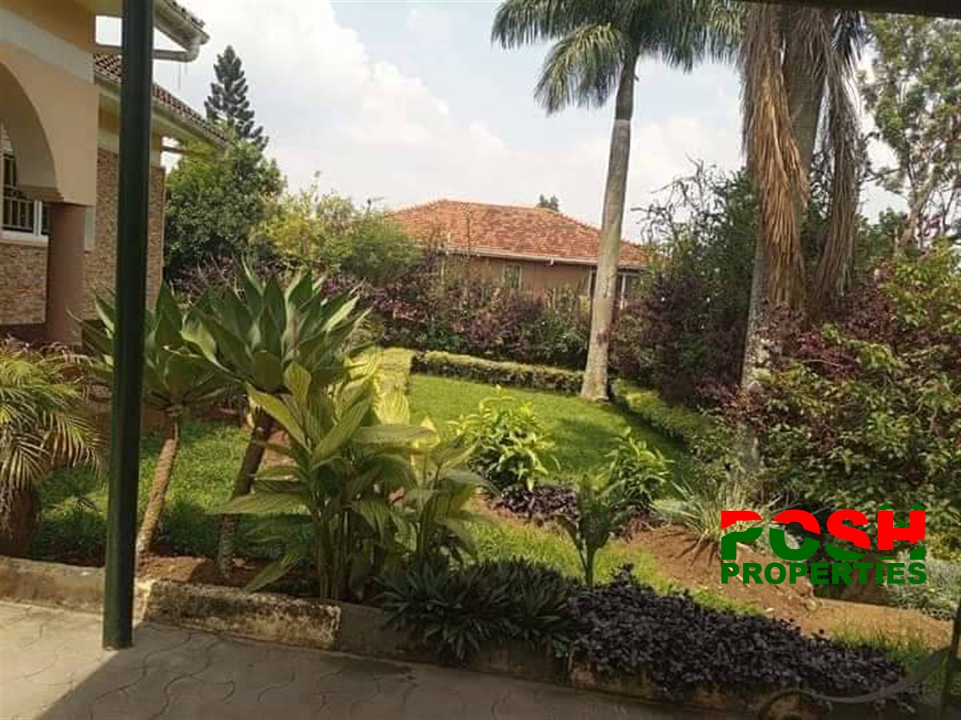 Bungalow for sale in Muyenga Kampala