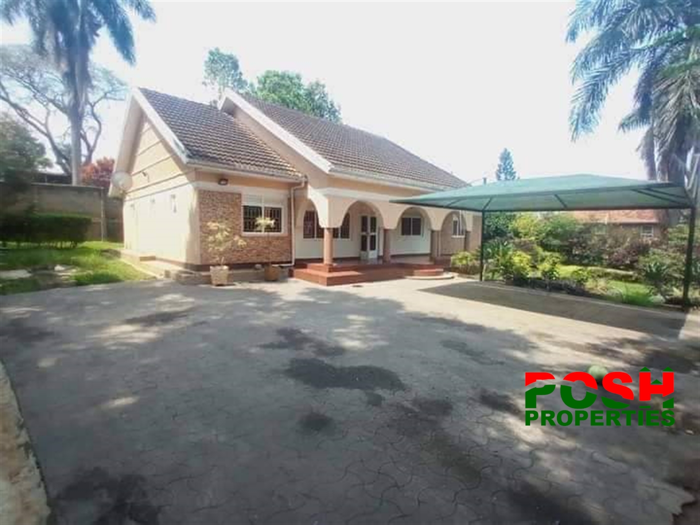 Bungalow for sale in Muyenga Kampala