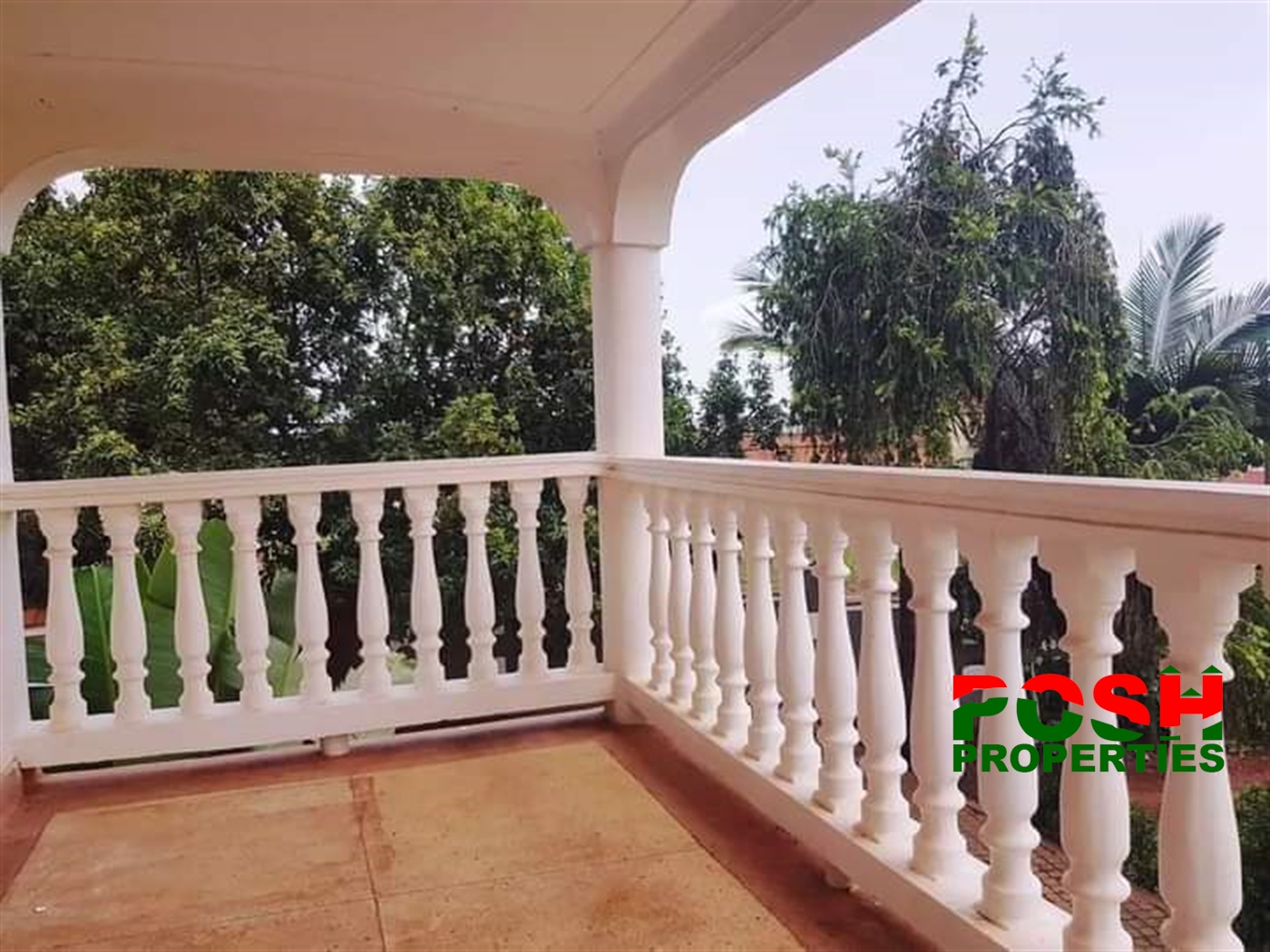 Mansion for rent in Kansanga Wakiso