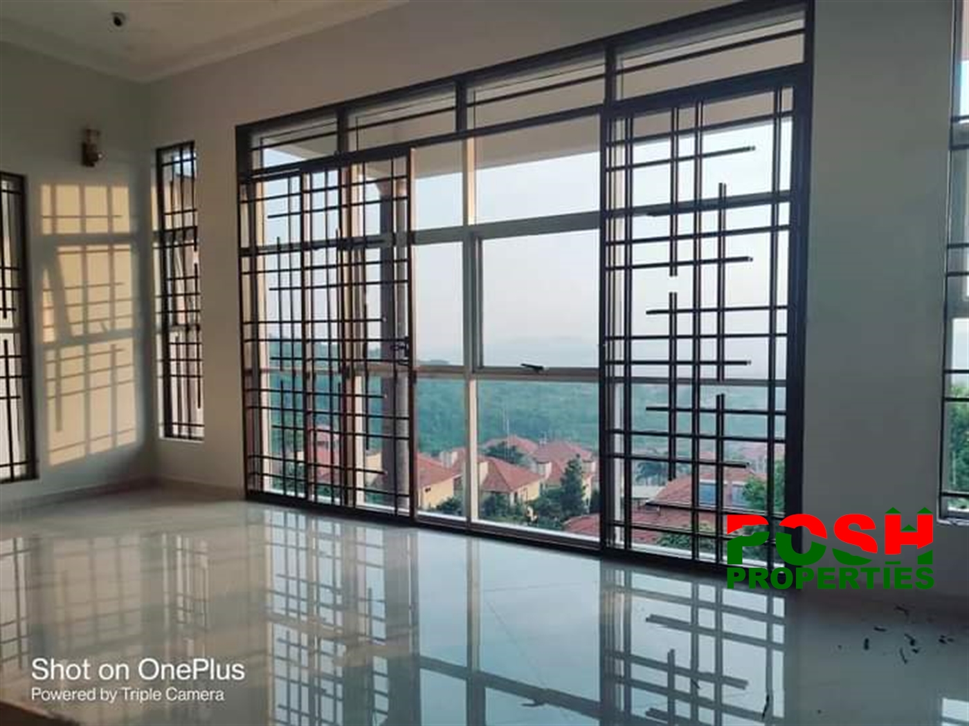 Mansion for sale in Lubowa Wakiso