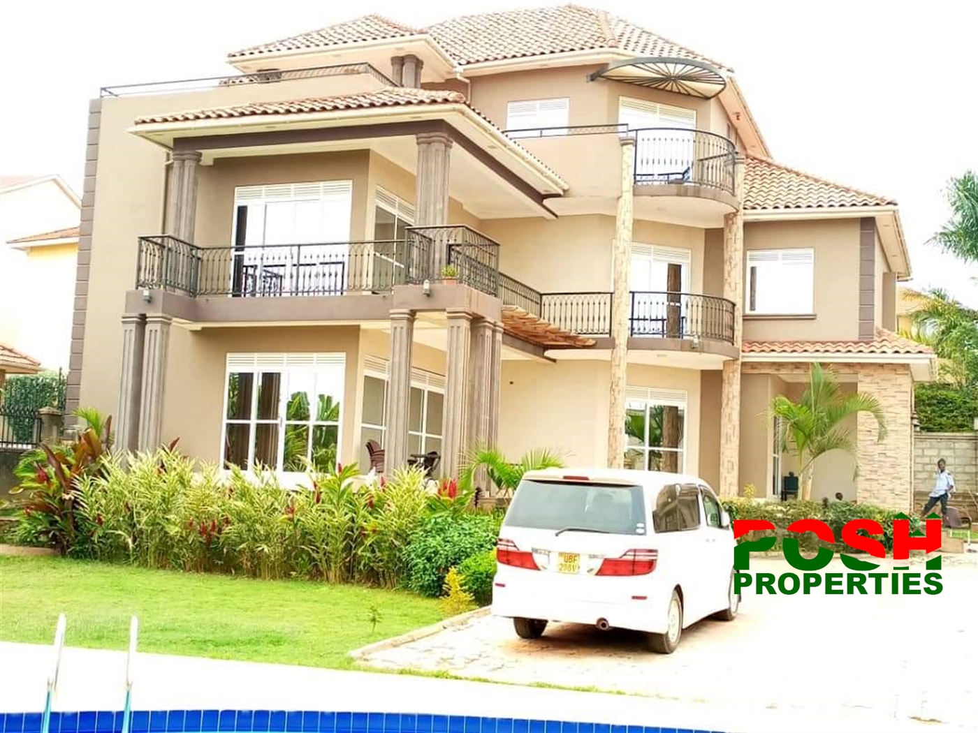 Mansion for sale in Kiwaatule Kampala