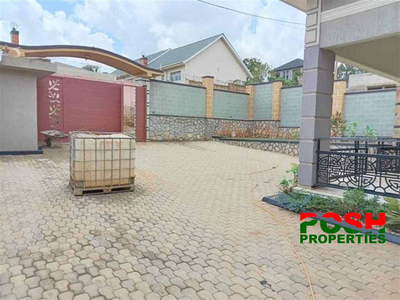 Bungalow for sale in Kira Wakiso