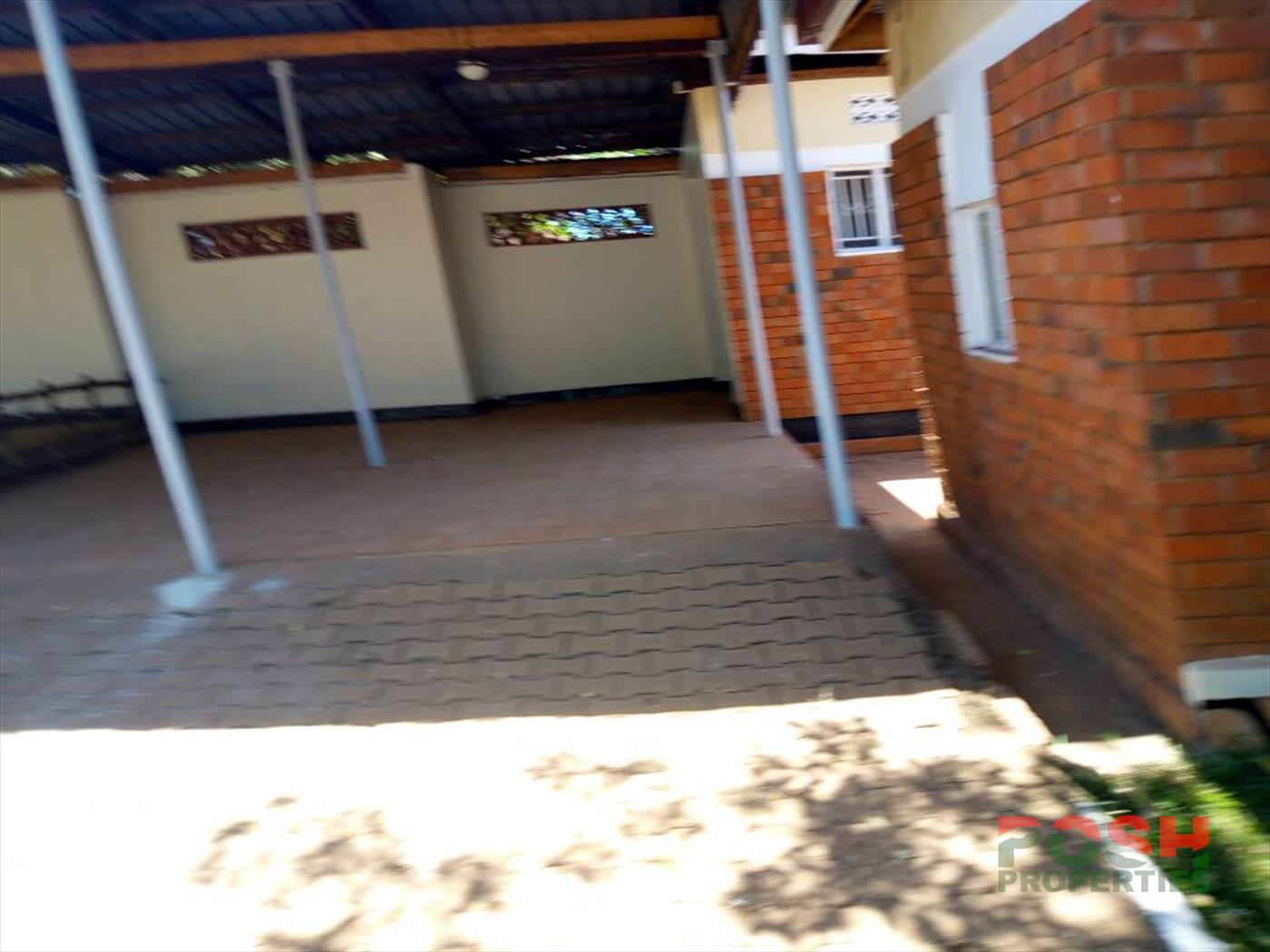 Bungalow for rent in Bukoto Kampala