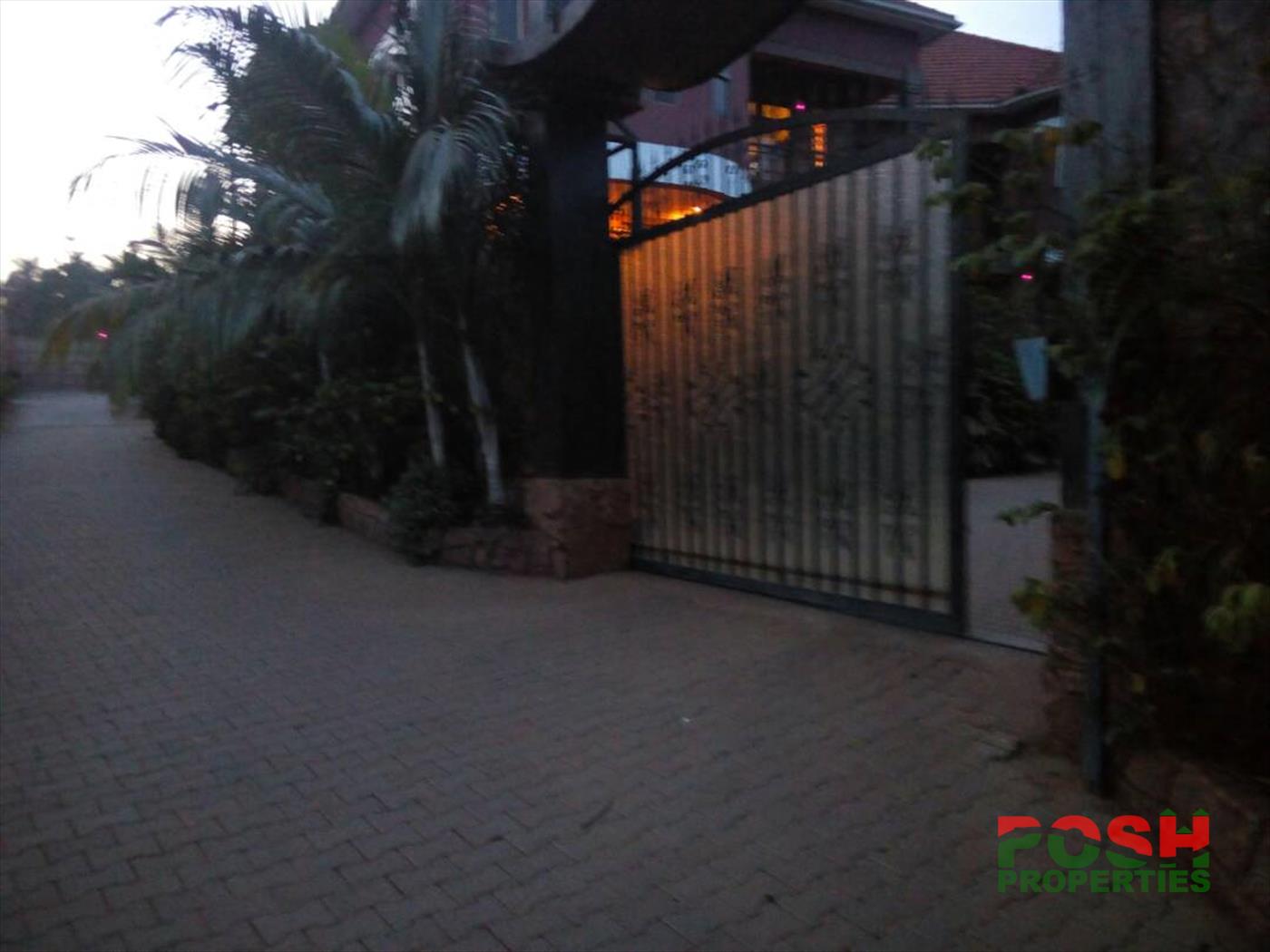 Storeyed house for rent in Kisaasi Kampala