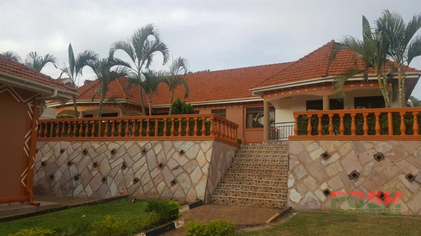 Bungalow for sale in Seguku Wakiso