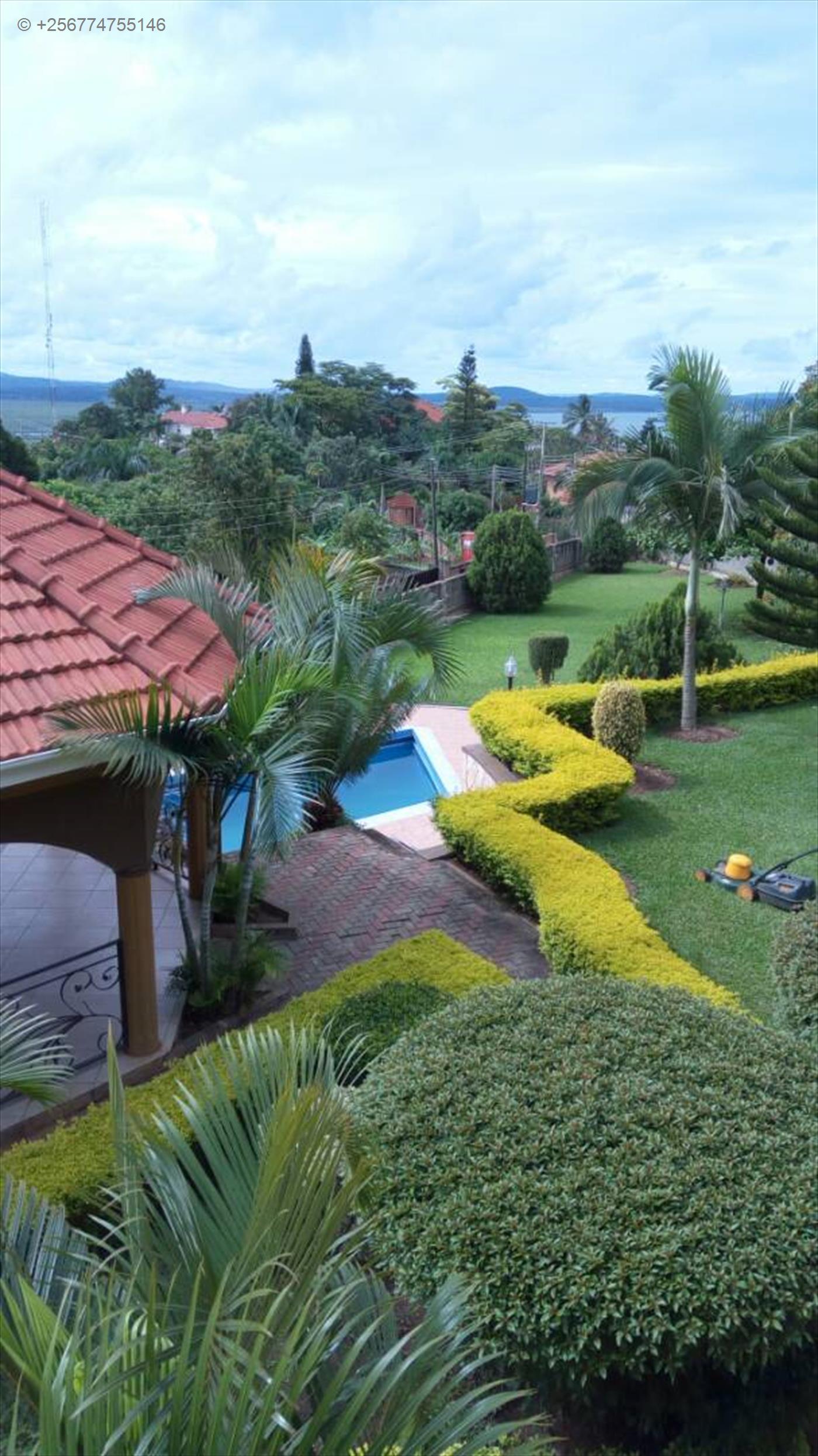 Bungalow for rent in Mutungo Kampala