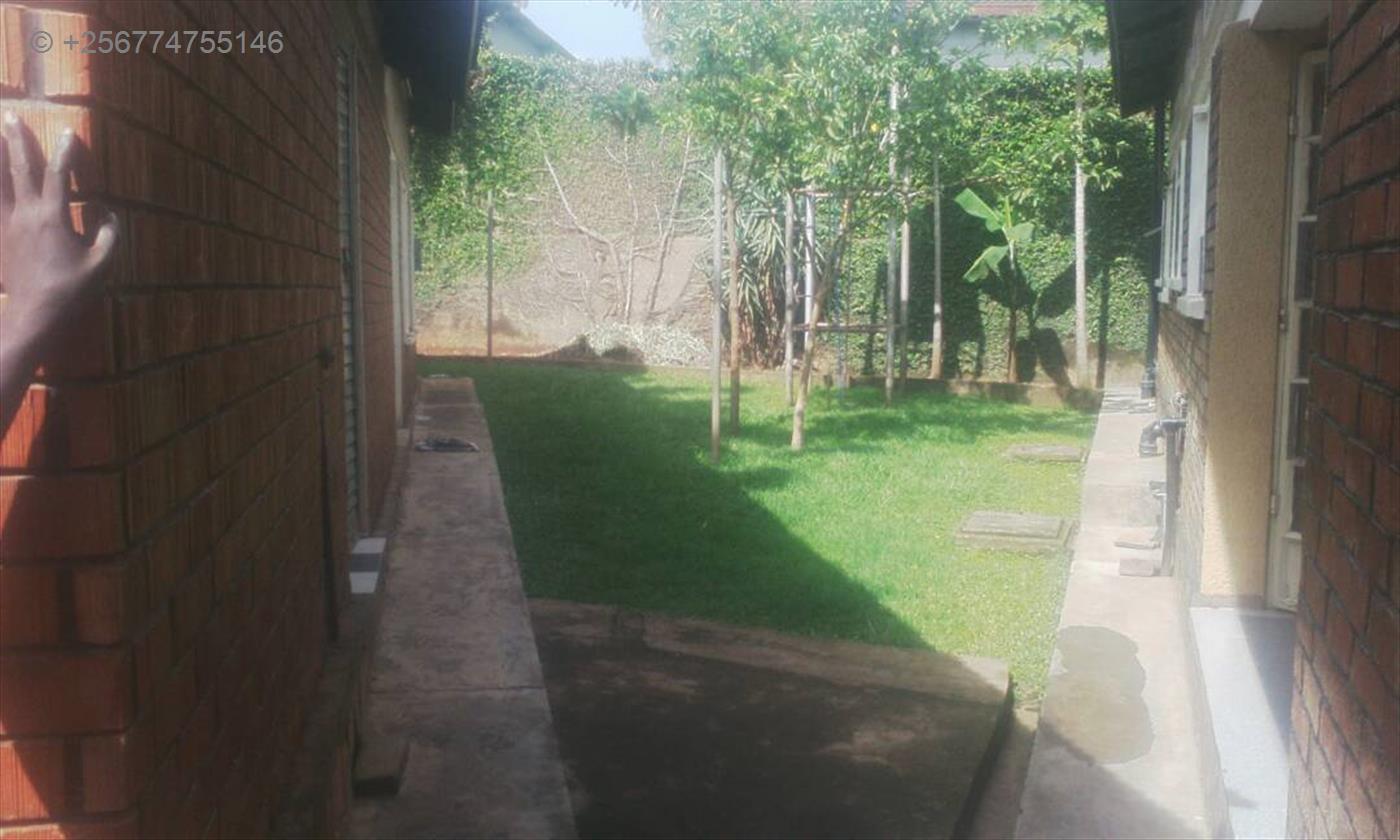 Bungalow for rent in Bukoto Kampala