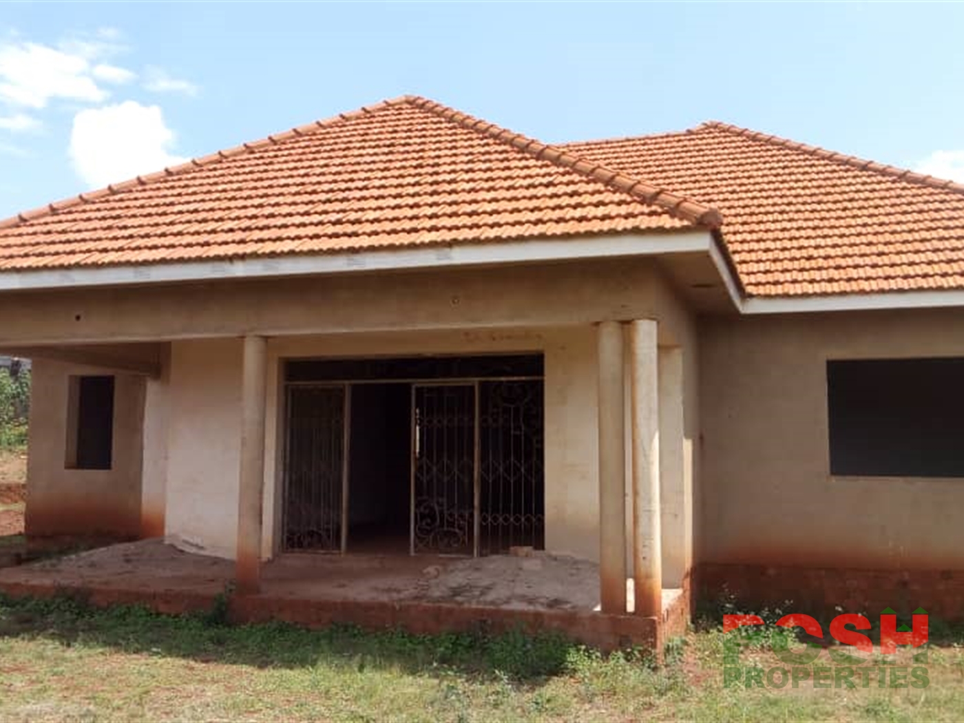 Bungalow for sale in Kitende Wakiso