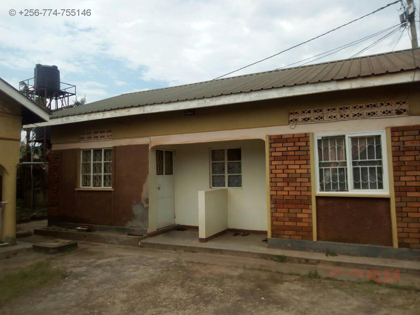 Semi Detached for sale in Kamwokya Kampala