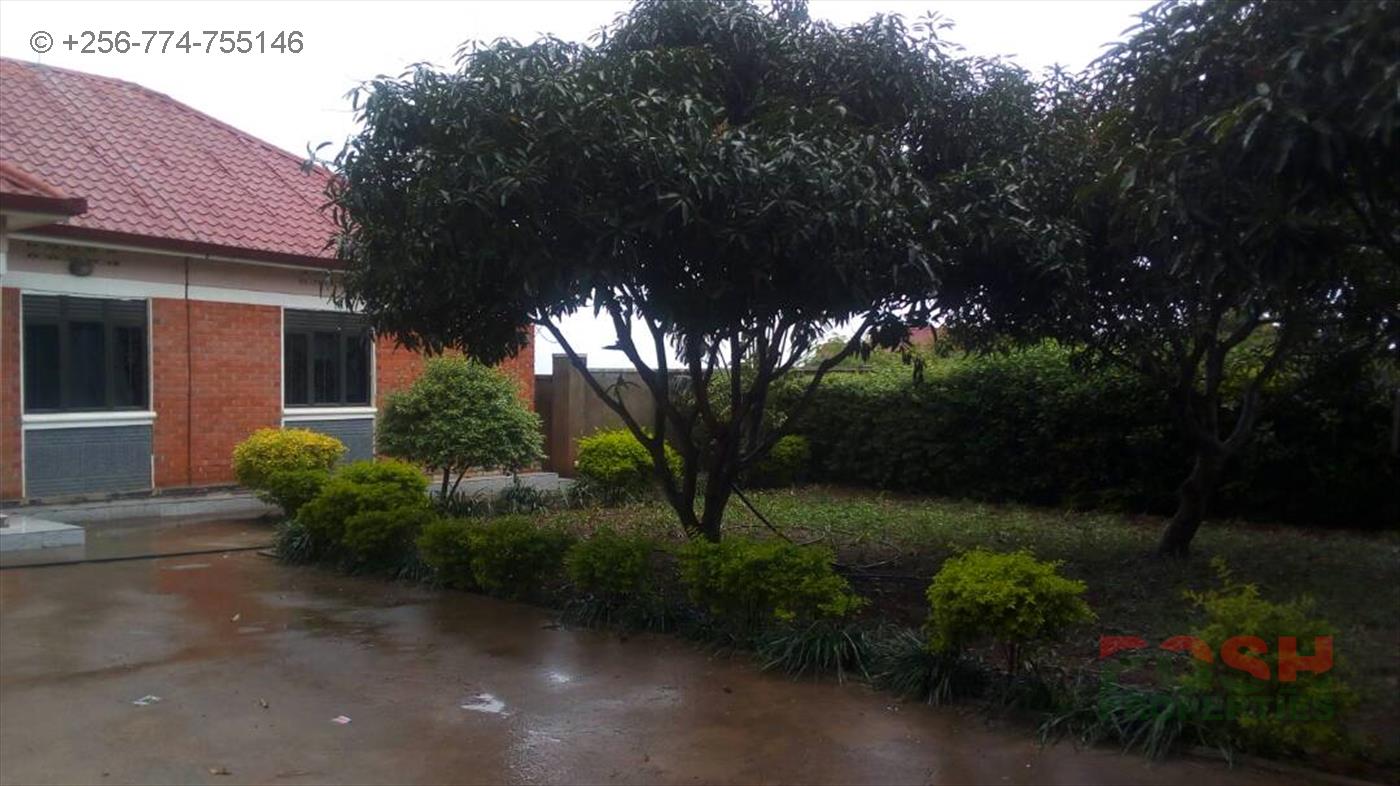 Bungalow for sale in Gayaza Wakiso