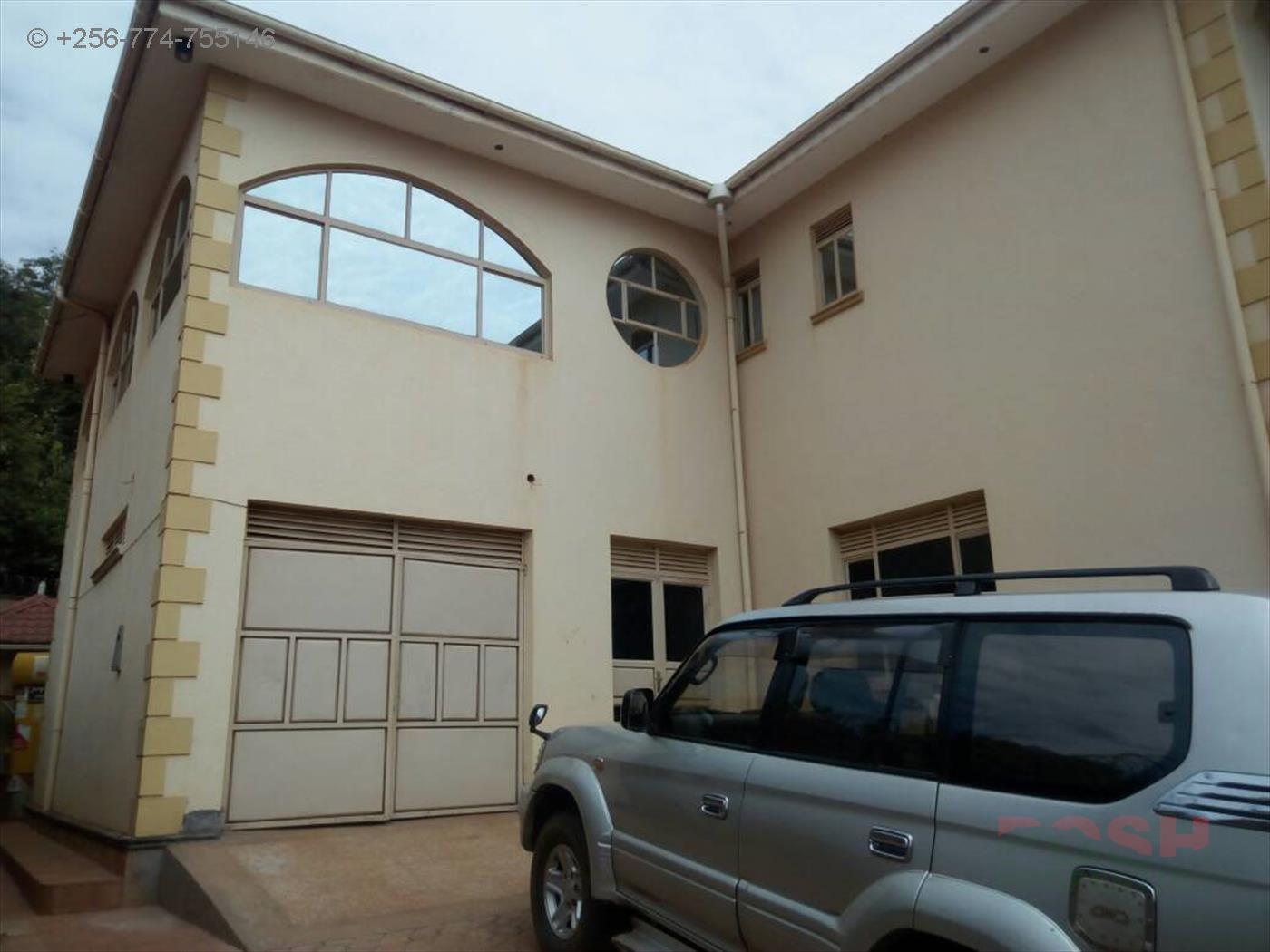 Mansion for sale in Seguku Wakiso