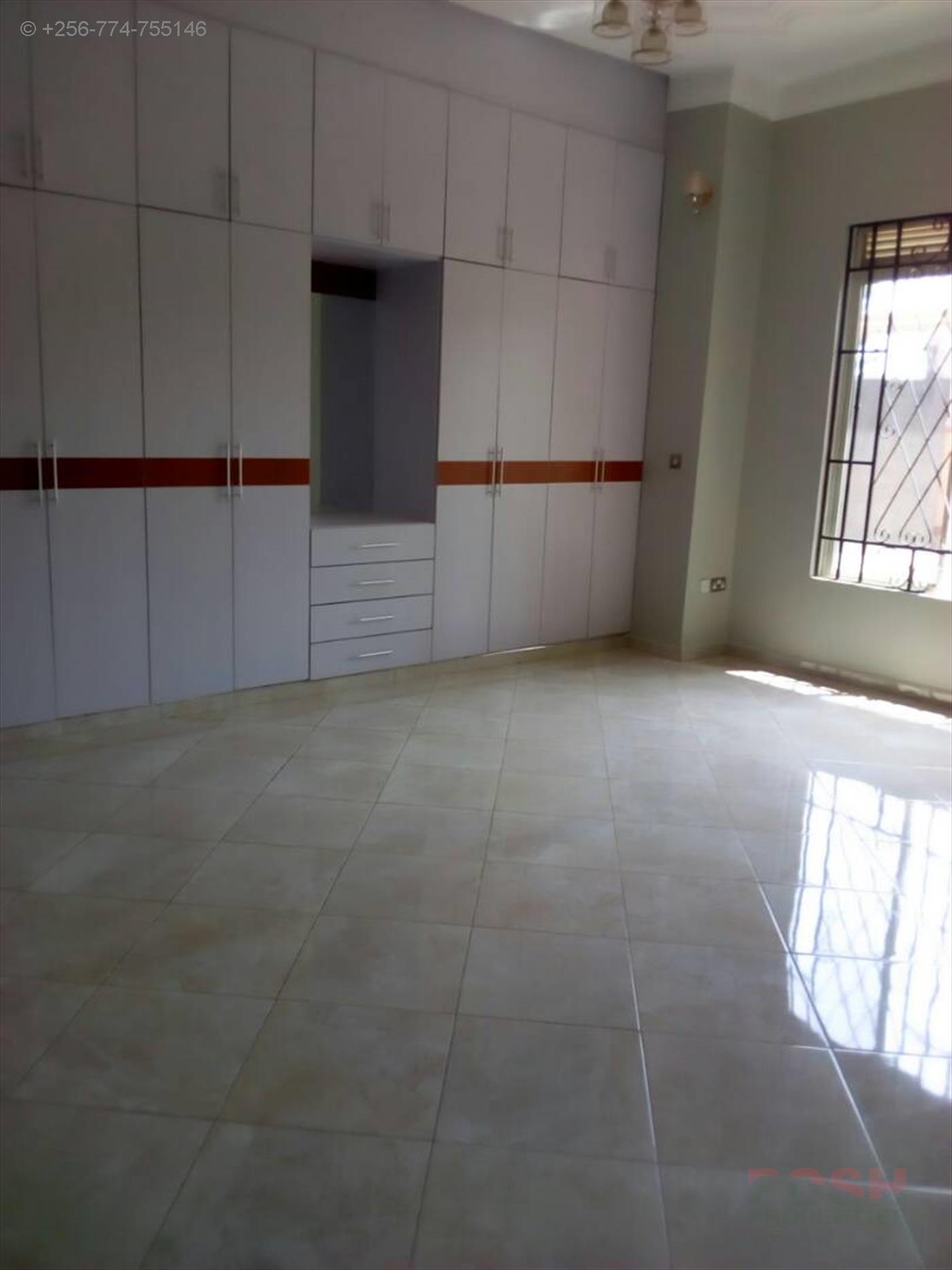 Bungalow for sale in Bwebajja Wakiso