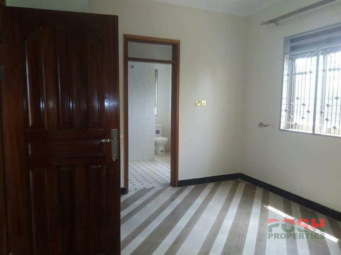 Mansion for sale in Kira Wakiso