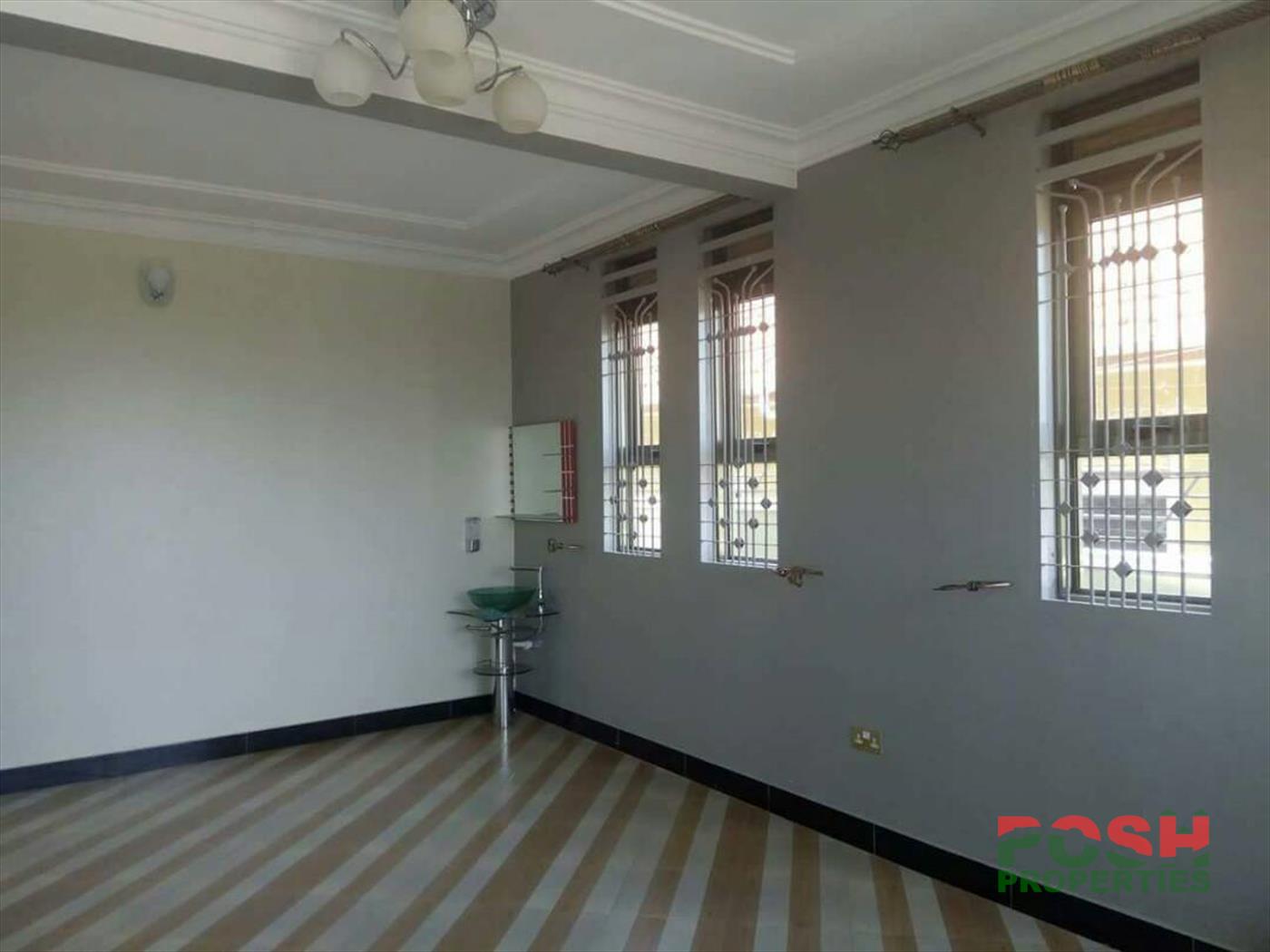 Mansion for sale in Kira Wakiso